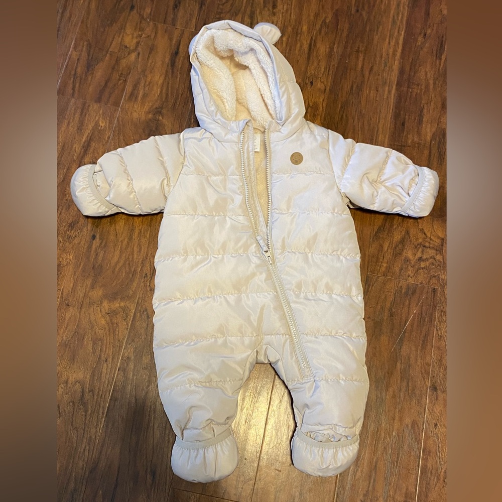 H&M Light Taupe Snowsuit Sherpa Lined 3 Months GUC